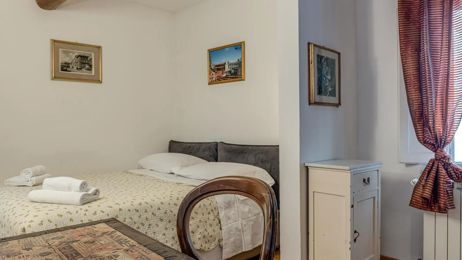 Appartamento Leonardo Florence 0*,  Italy
